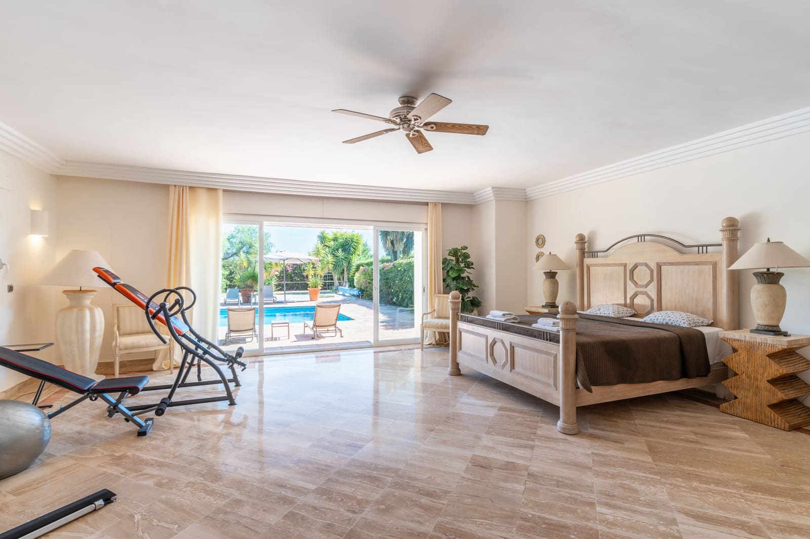 5 Zimmer Villa zu verkaufen in Benahavis mit Pool Garage - 4.499.000 € (Ref: 9798983)