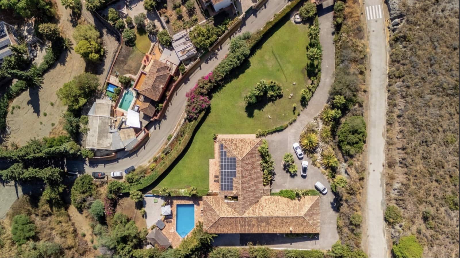 5 Zimmer Villa zu verkaufen in Benahavis mit Pool Garage - 4.499.000 € (Ref: 9798983)