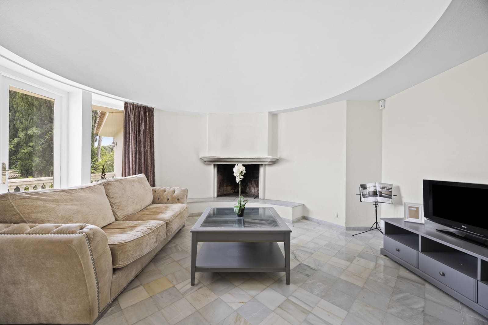 3 soveværelse Villa til salg i Benahavis med swimmingpool garage - € 2.650.000 (Ref: 9842696)