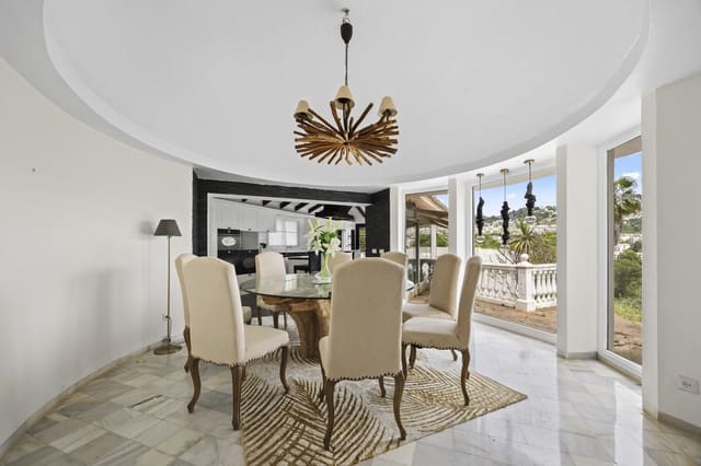 3 soveværelse Villa til salg i Benahavís med swimmingpool garage - € 2.650.000 (Ref: 9842696)
