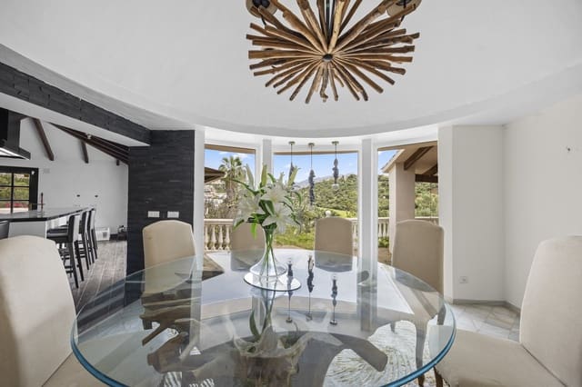 3 quarto Moradia para venda em Benahavís com piscina garagem - 2 650 000 € (Ref: 9842696)