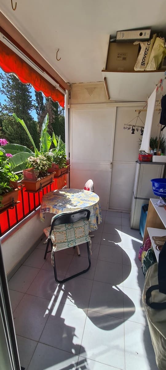 2 soveværelse Lejlighed til salg i Marbella - € 283.000 (Ref: 9898720)