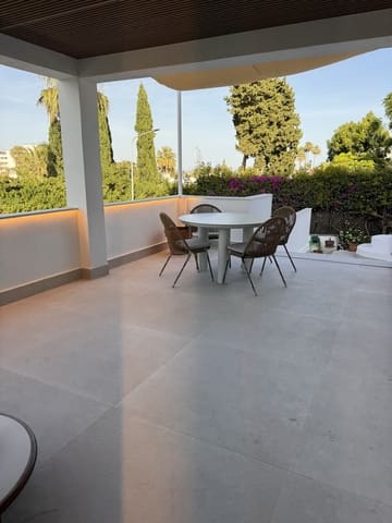 3 makuuhuone Paritalo myytävänä paikassa Guadalmina Alta, Marbella mukana uima-altaan 
autotalli - 1 400 000 € (Ref: 9920037)