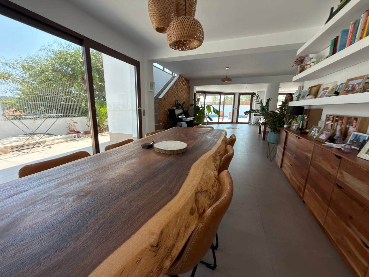 3 bedroom Townhouse for sale in Gandia with pool garage - € 599,000 (Ref: 9096642)