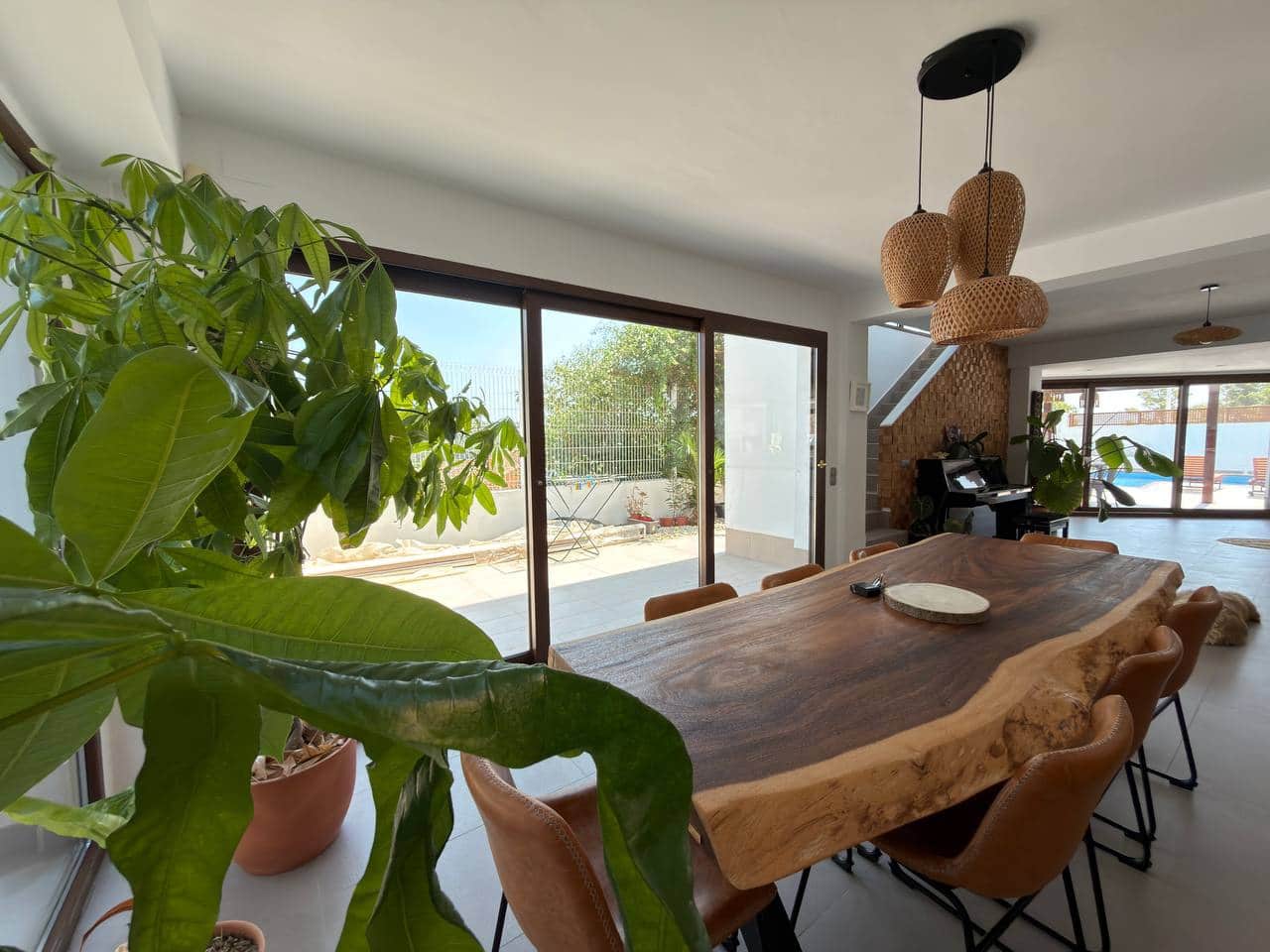 3 bedroom Townhouse for sale in Gandia with pool garage - € 599,000 (Ref: 9096642)