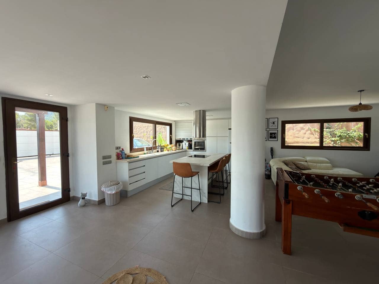 3 bedroom Townhouse for sale in Gandia with pool garage - € 599,000 (Ref: 9096642)