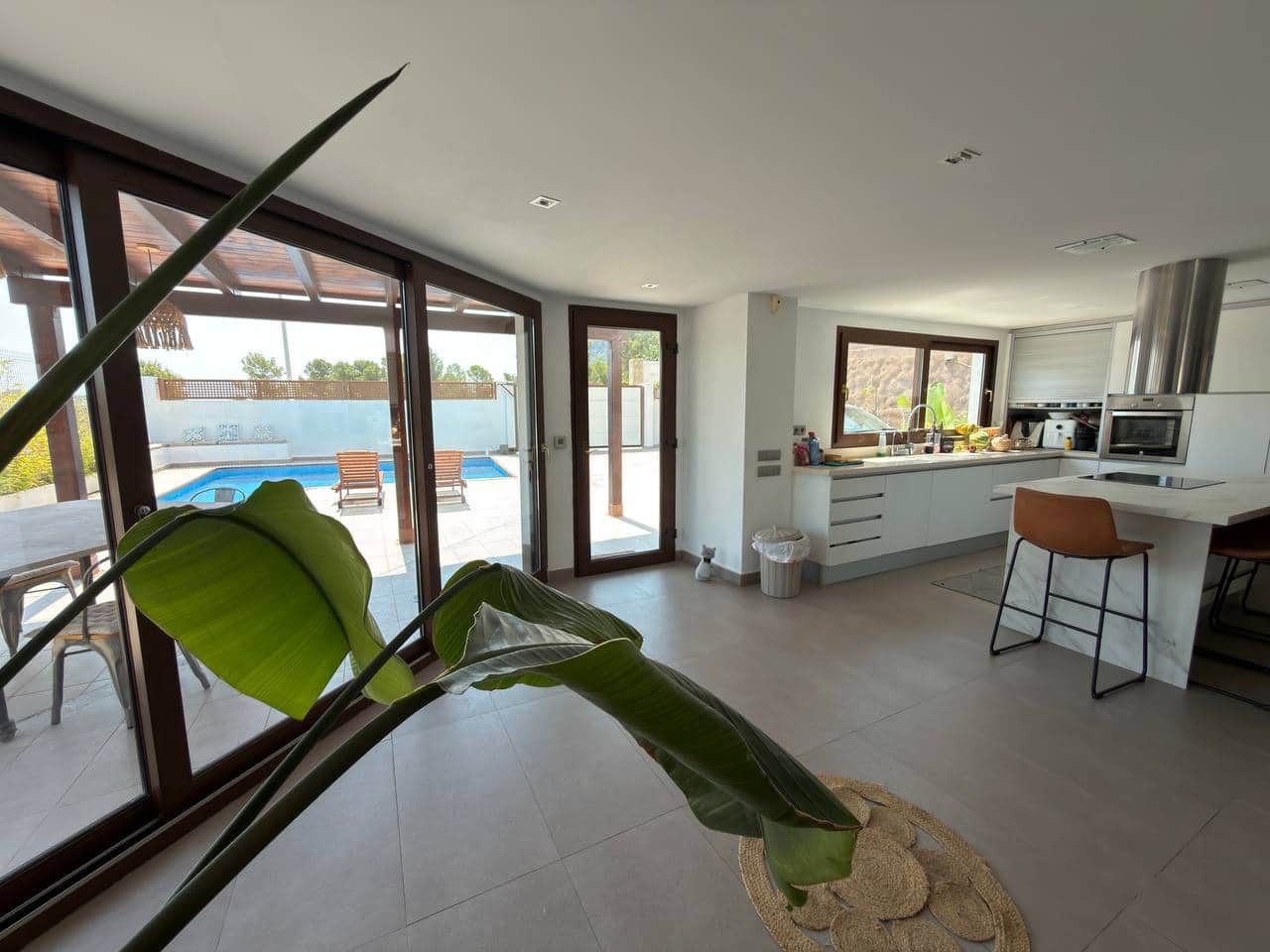 3 bedroom Townhouse for sale in Gandia with pool garage - € 599,000 (Ref: 9096642)