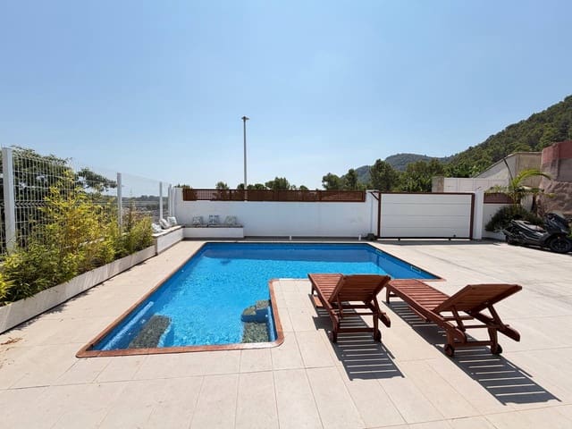 3 bedroom Townhouse for sale in Gandia with pool garage - € 599,000 (Ref: 9096642)