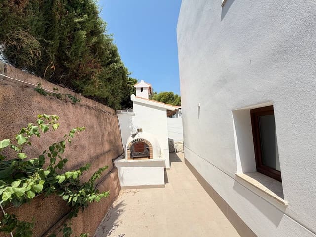 3 bedroom Townhouse for sale in Gandia with pool garage - € 599,000 (Ref: 9096642)
