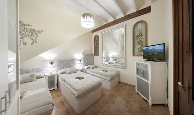 8 sovrum Gästhus/B & B till salu i Jalón / Xaló med pool - 1 500 000 € (Ref: 10082150)