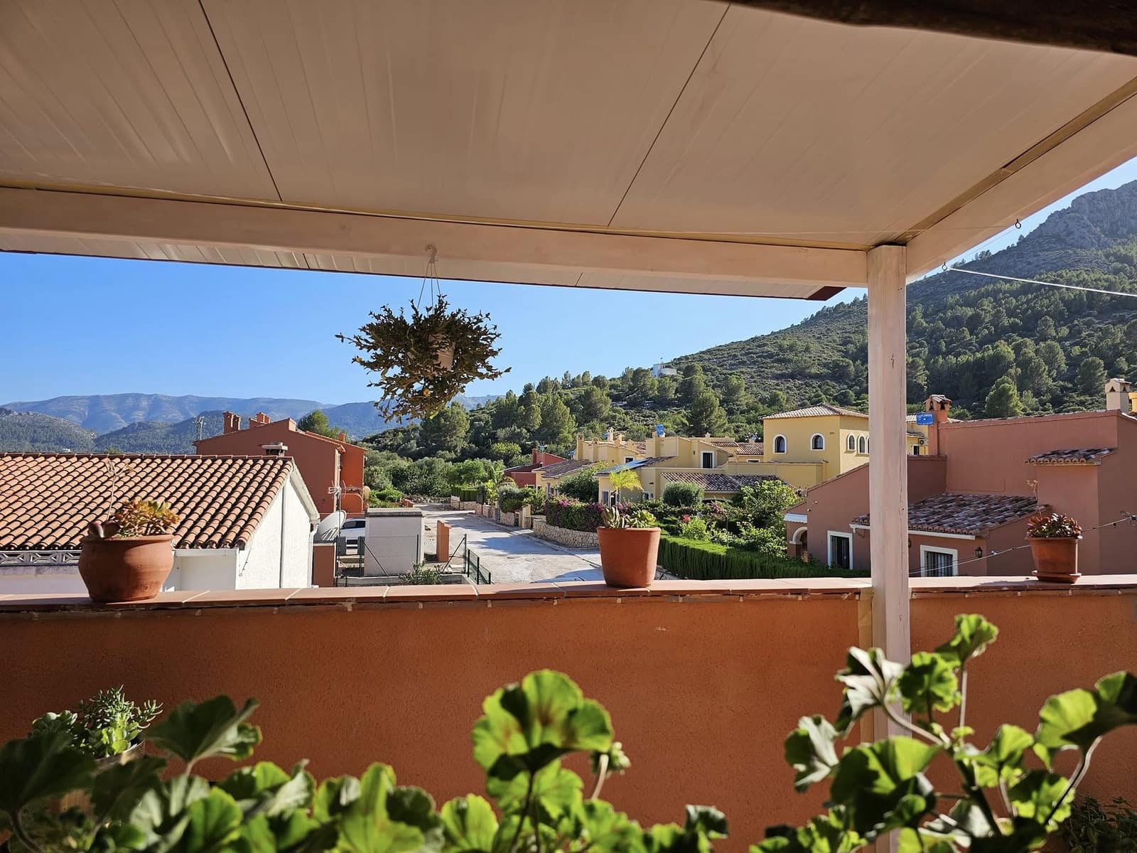 6 bedroom Guesthouse/B & B for sale in Sagra - € 549,000 (Ref: 10174290)