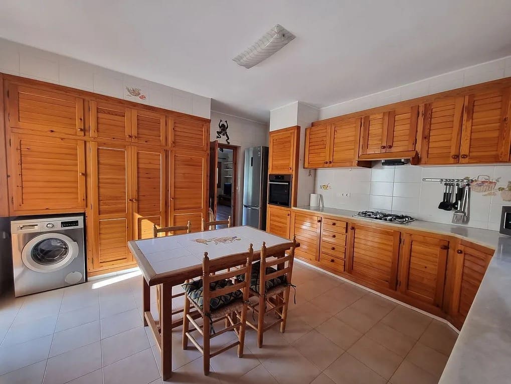 5 soveværelse Villa til salg i Gandia med swimmingpool garage - € 390.000 (Ref: 9106992)