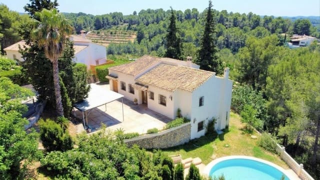 4 sypialnia Willa na sprzedaż w Gandia z basenem garażem - 420 000 € (Ref: 9106992)