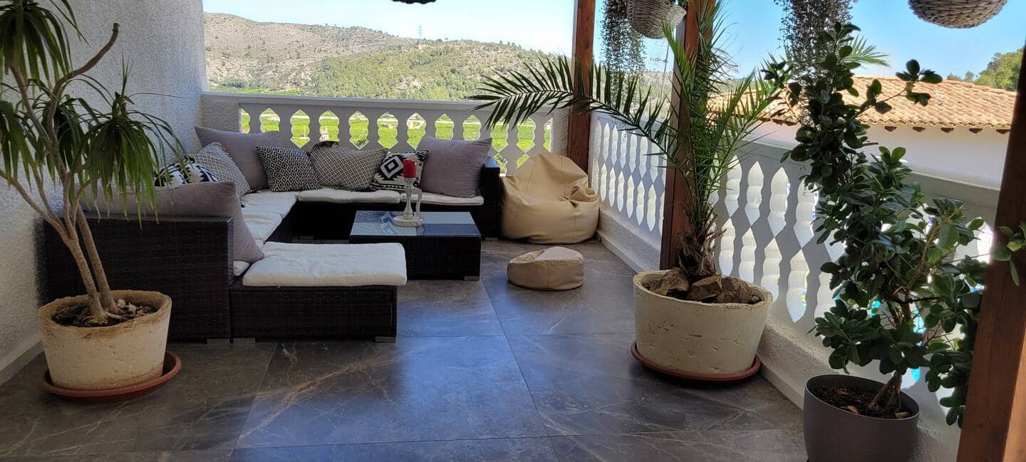 7 bedroom Guesthouse/B & B for sale in Gandia with pool - € 727,500 (Ref: 9143401)