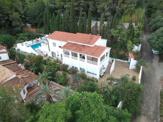 7 soveværelse Guesthouse/B & B til salg i Gandia med swimmingpool - € 750.000 (Ref: 9143401)
