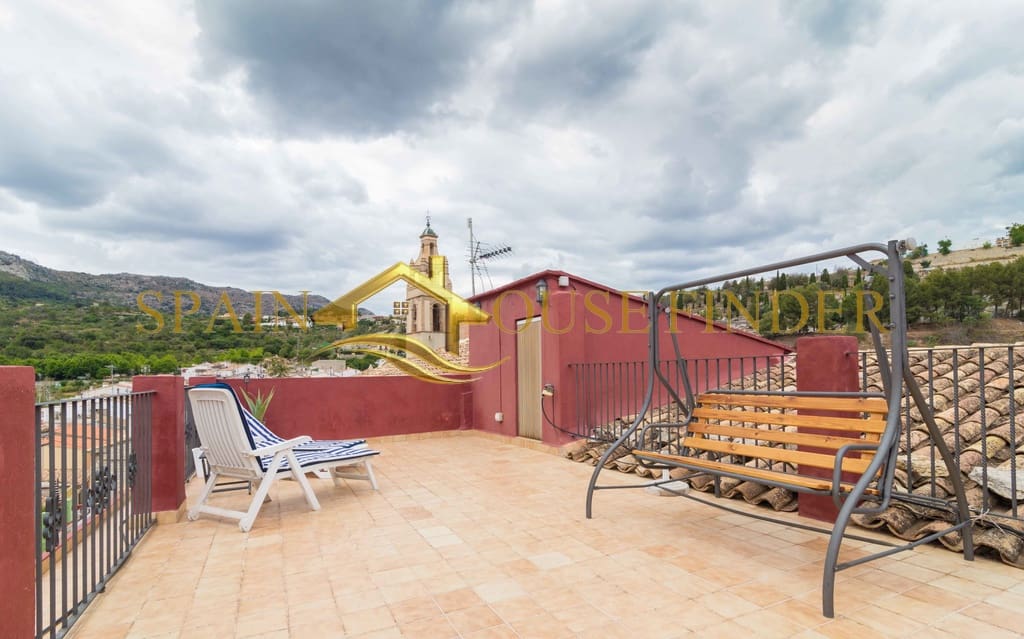 5 soveværelse Guesthouse/B & B til salg i Vall de Laguart med garage - € 459.000 (Ref: 9208006)