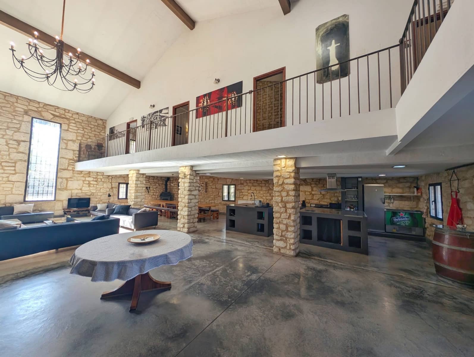 8 soveværelse Guesthouse/B & B til salg i Biar med swimmingpool garage - € 1.000.000 (Ref: 9287917)