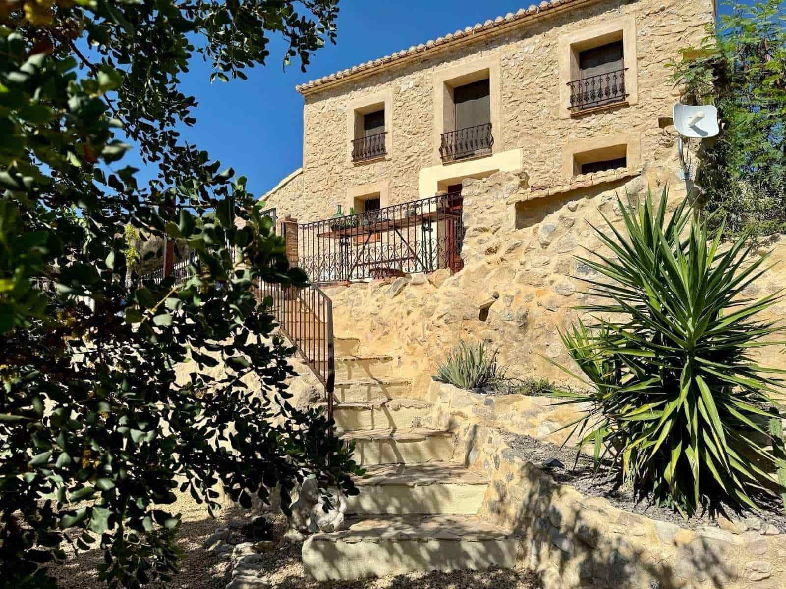 3 sovrum Finca/Hus på landet till salu i Relleu med pool - 695 000 € (Ref: 9321426)