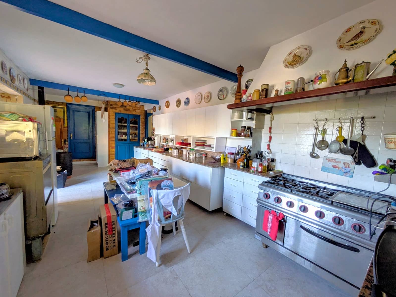 22 soverom Finca/Herregård til salgs i Oliva med svømmebasseng garasje - € 900 000 (Ref: 9393763)