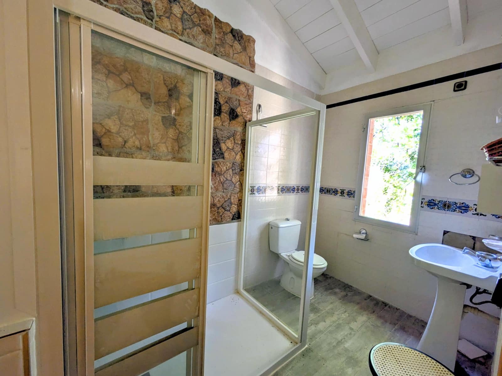 22 soverom Finca/Herregård til salgs i Oliva med svømmebasseng garasje - € 900 000 (Ref: 9393763)