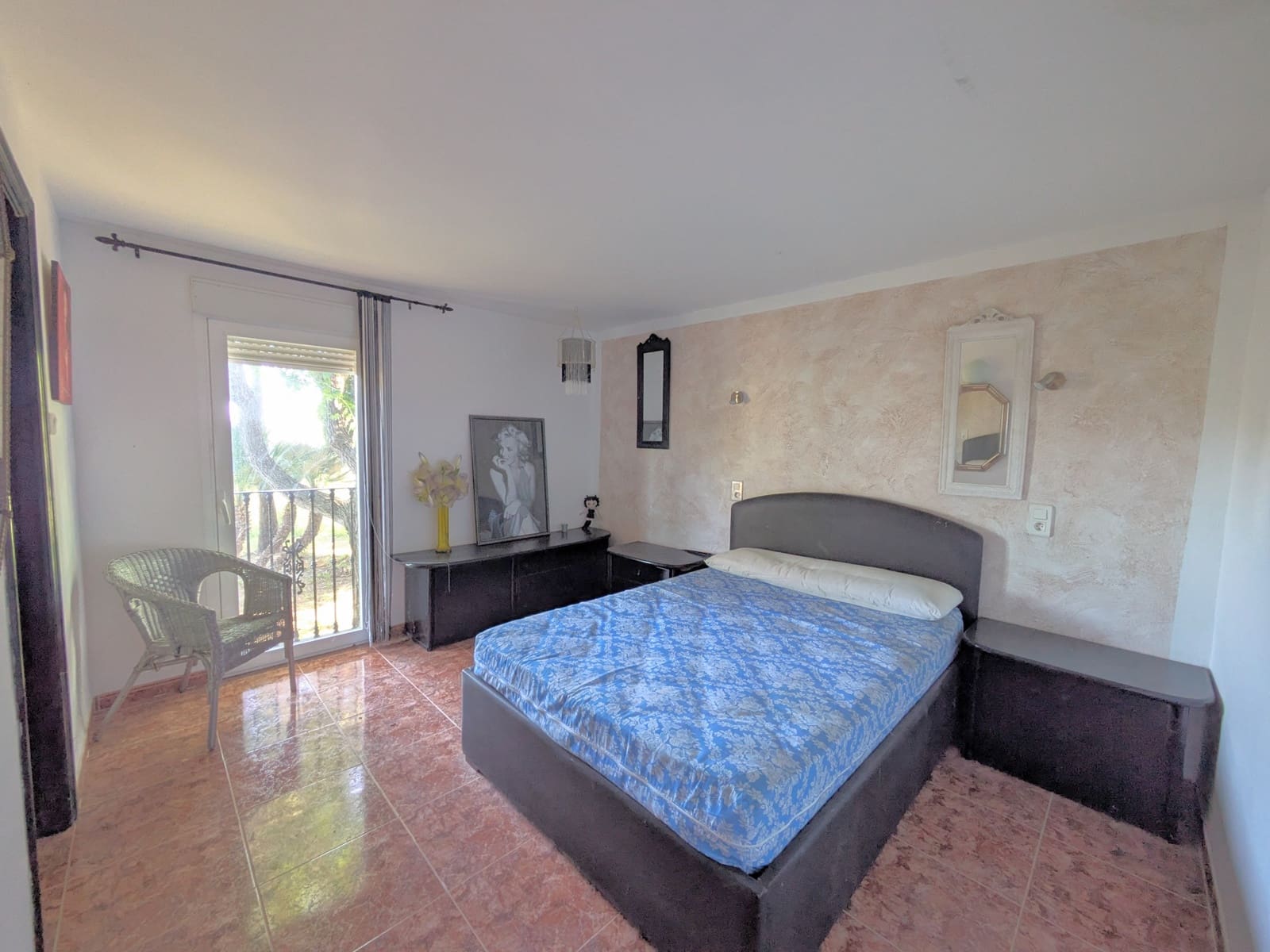 22 soverom Finca/Herregård til salgs i Oliva med svømmebasseng garasje - € 900 000 (Ref: 9393763)