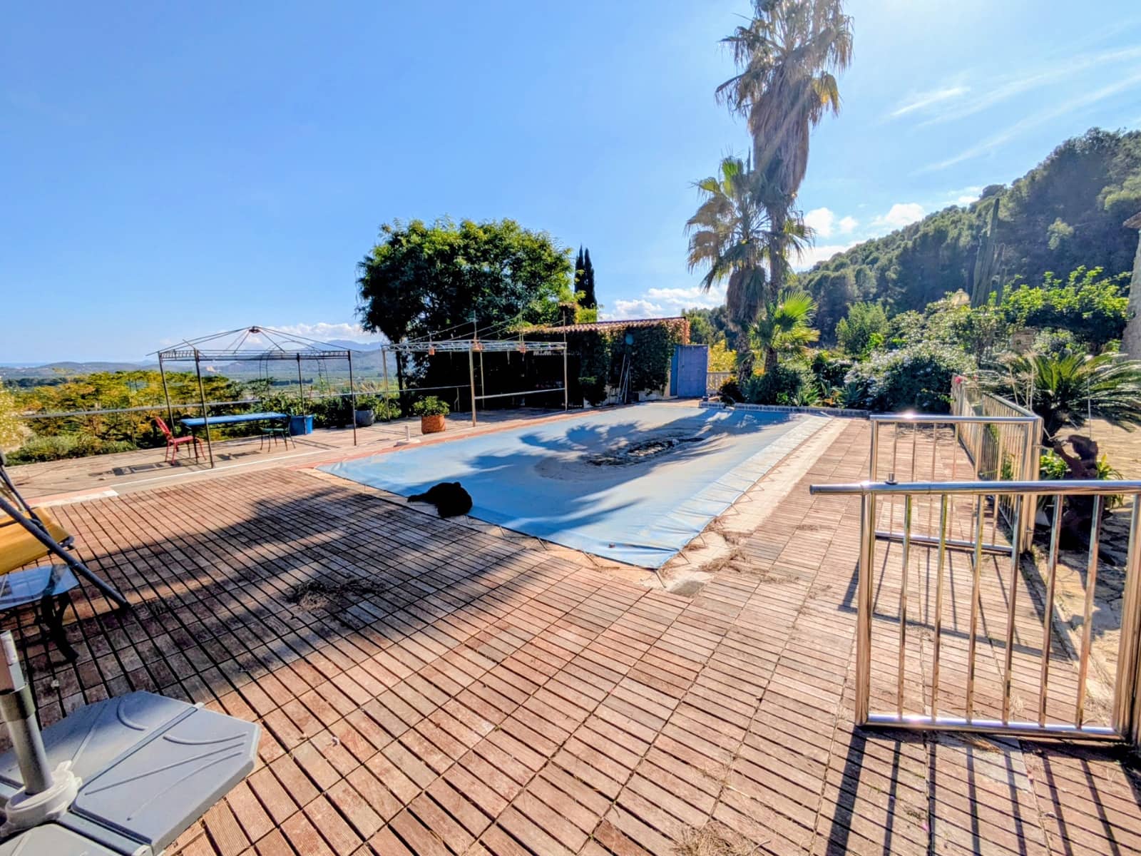 22 soverom Finca/Herregård til salgs i Oliva med svømmebasseng garasje - € 900 000 (Ref: 9393763)