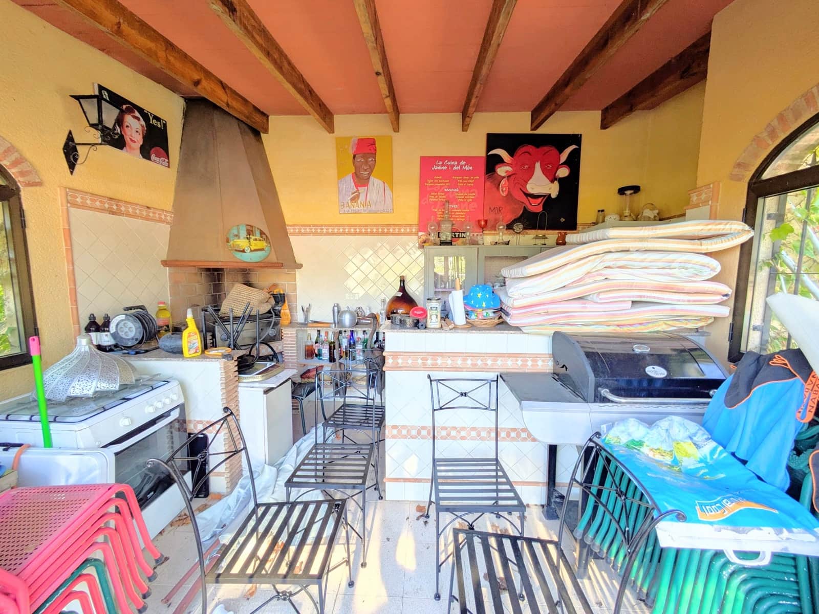 22 soverom Finca/Herregård til salgs i Oliva med svømmebasseng garasje - € 900 000 (Ref: 9393763)