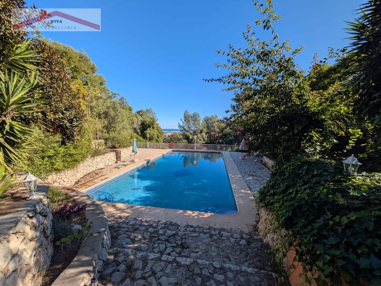 11 bedroom Guesthouse/B & B for sale in Oliva with pool garage - € 975,000 (Ref: 9407933)