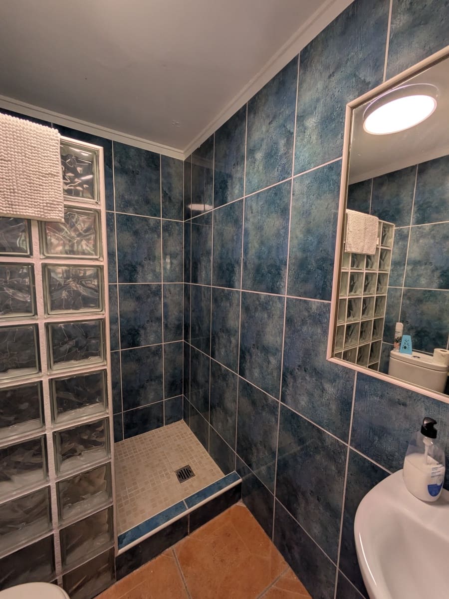 11 soveværelse Guesthouse/B & B til salg i Oliva med swimmingpool garage - € 975.000 (Ref: 9407933)