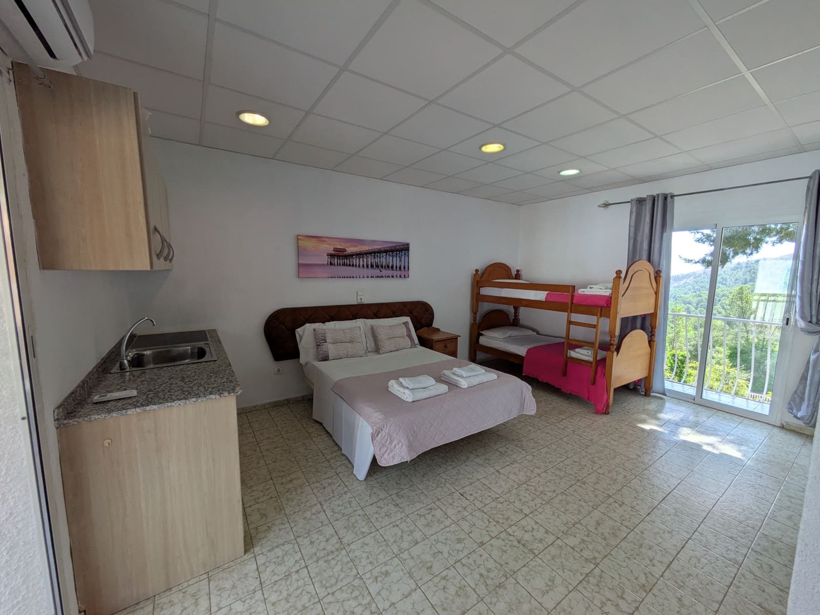 11 soveværelse Guesthouse/B & B til salg i Oliva med swimmingpool garage - € 975.000 (Ref: 9407933)
