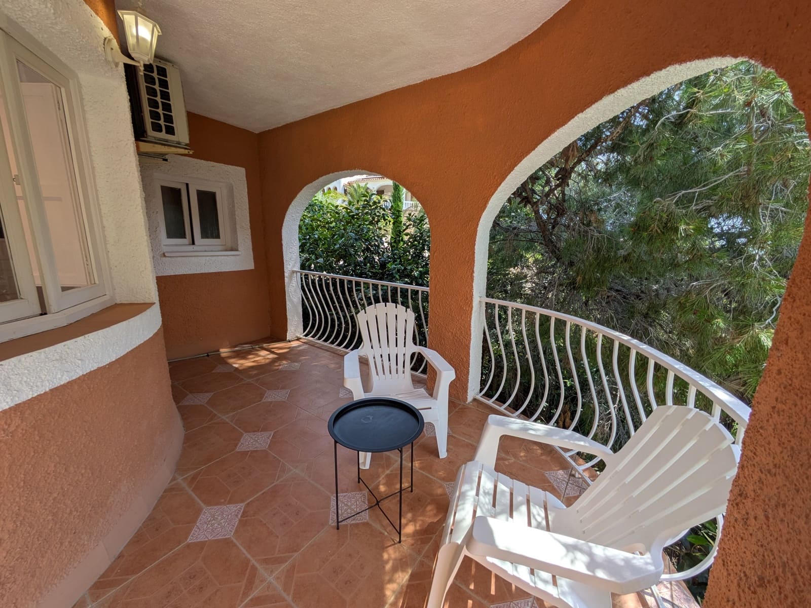 11 soveværelse Guesthouse/B & B til salg i Oliva med swimmingpool garage - € 975.000 (Ref: 9407933)