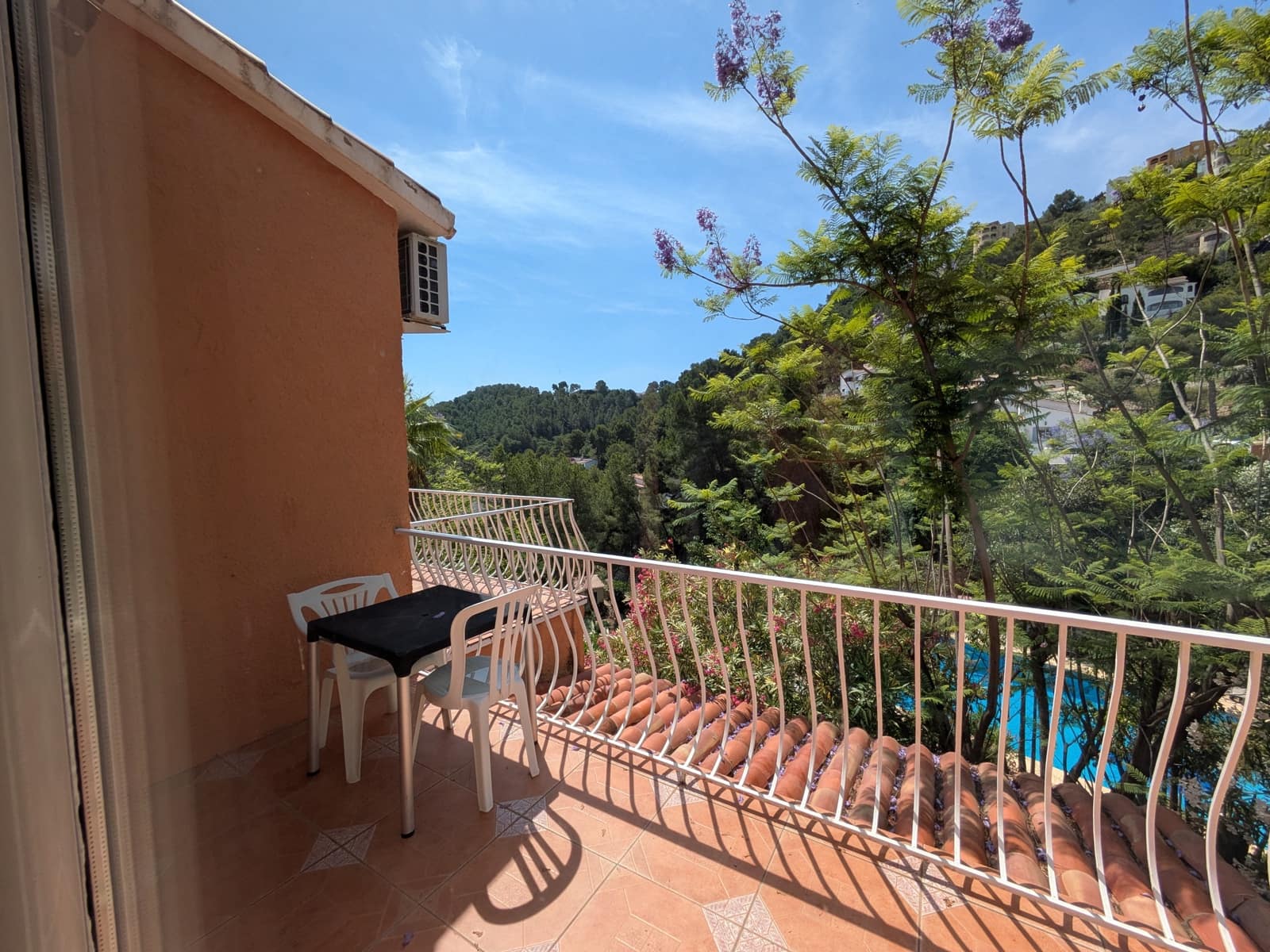 11 soveværelse Guesthouse/B & B til salg i Oliva med swimmingpool garage - € 975.000 (Ref: 9407933)