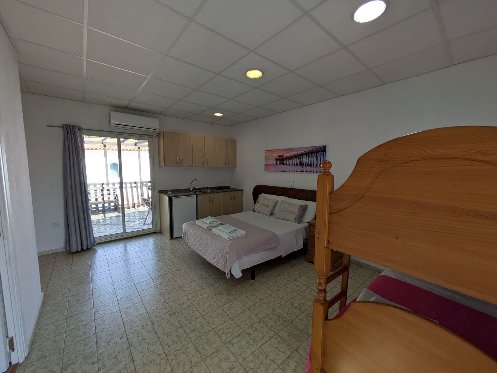 11 soveværelse Guesthouse/B & B til salg i Oliva med swimmingpool garage - € 975.000 (Ref: 9407933)