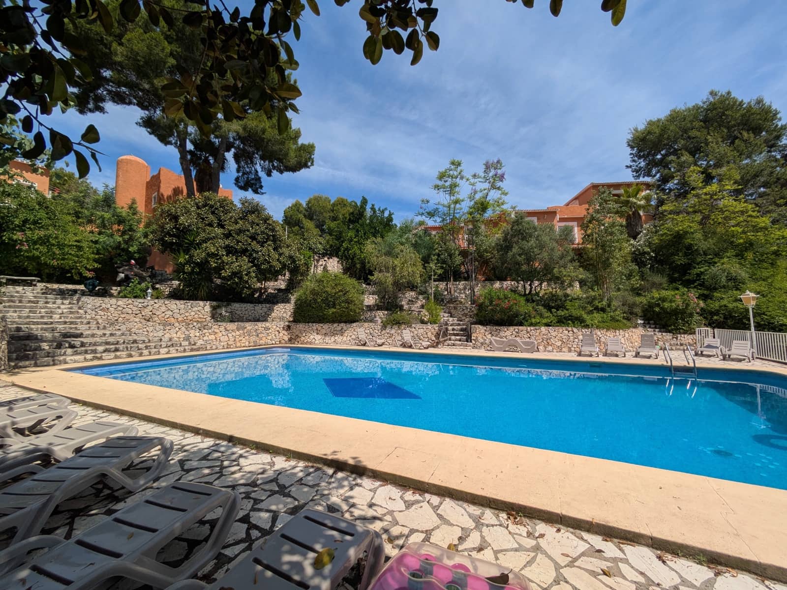 11 soveværelse Guesthouse/B & B til salg i Oliva med swimmingpool garage - € 975.000 (Ref: 9407933)