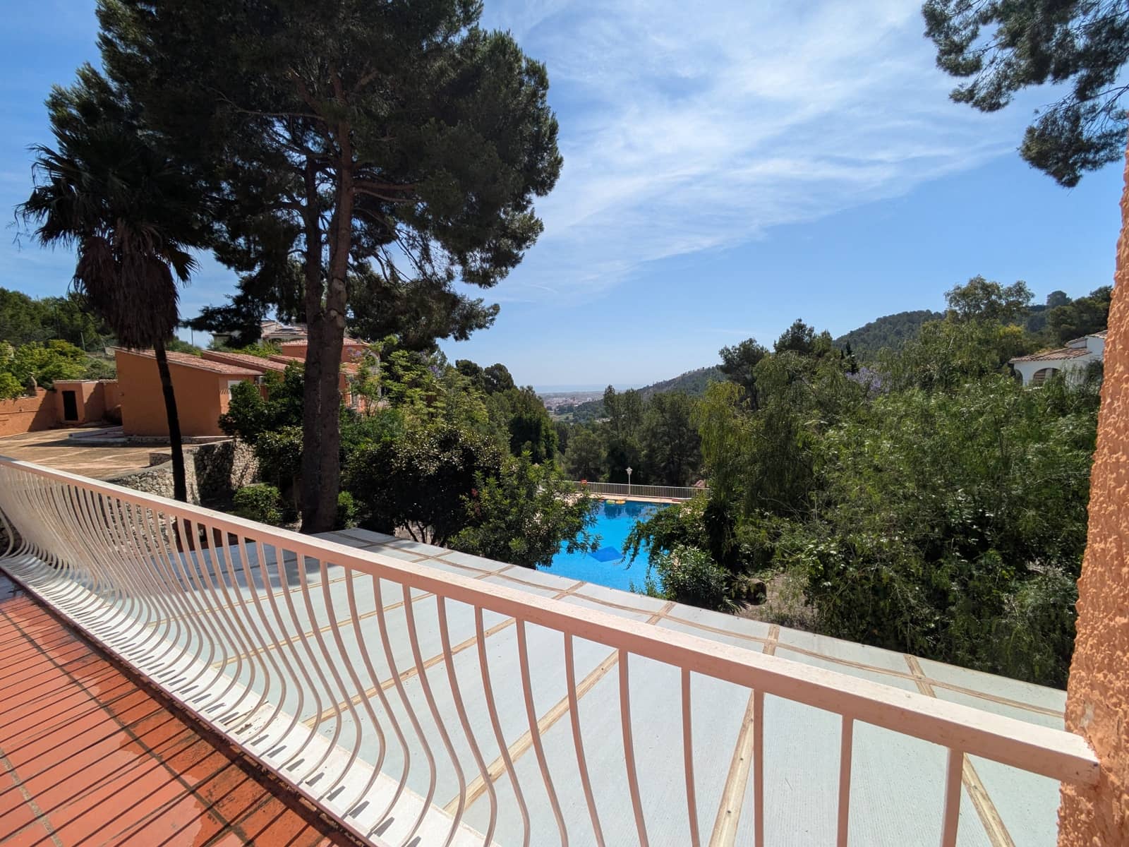 11 soveværelse Guesthouse/B & B til salg i Oliva med swimmingpool garage - € 975.000 (Ref: 9407933)
