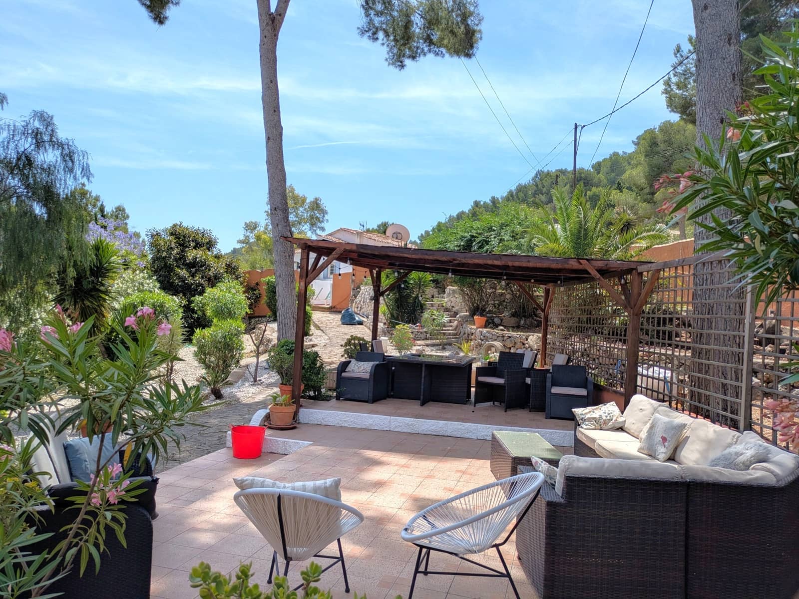 11 soveværelse Guesthouse/B & B til salg i Oliva med swimmingpool garage - € 975.000 (Ref: 9407933)