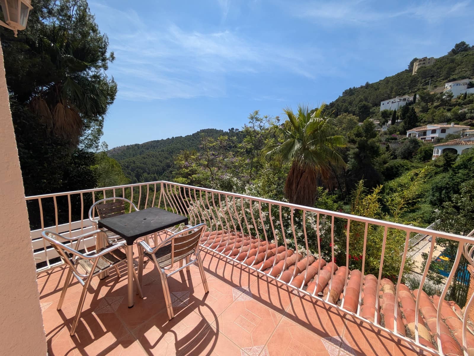 11 soveværelse Guesthouse/B & B til salg i Oliva med swimmingpool garage - € 975.000 (Ref: 9407933)