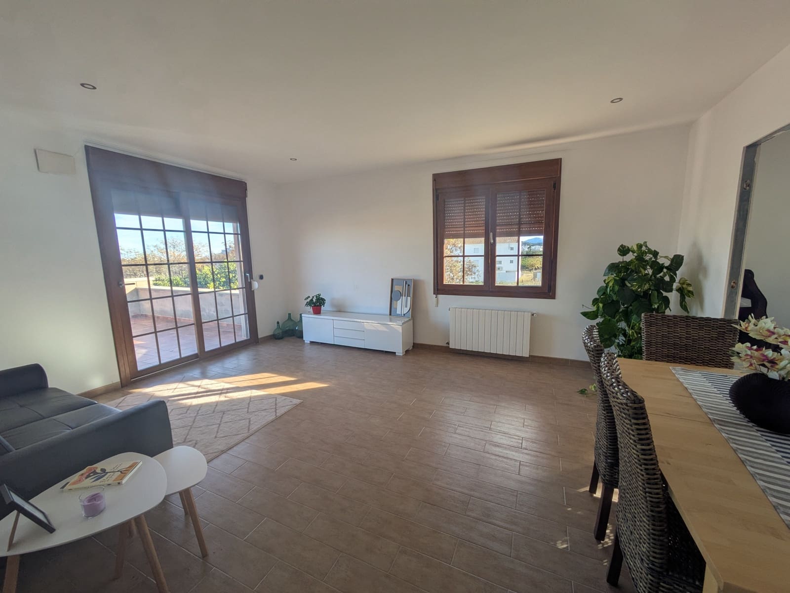 Chalet de 7 habitaciones en Oliva en venta con piscina garaje - 520.000 € (Ref: 9557755)