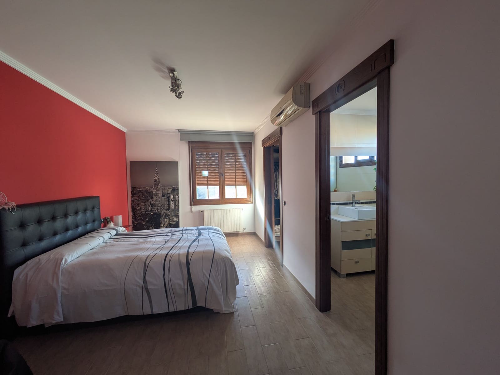 Chalet de 7 habitaciones en Oliva en venta con piscina garaje - 520.000 € (Ref: 9557755)