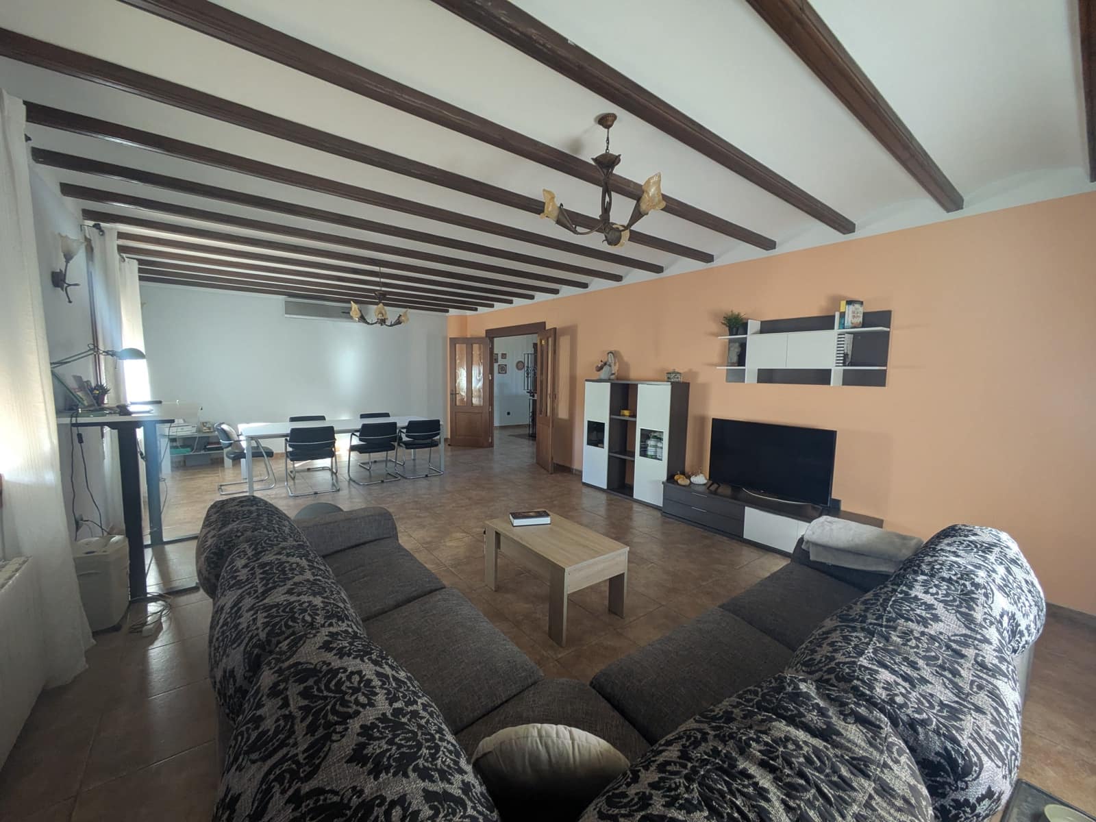 Chalet de 7 habitaciones en Oliva en venta con piscina garaje - 520.000 € (Ref: 9557755)