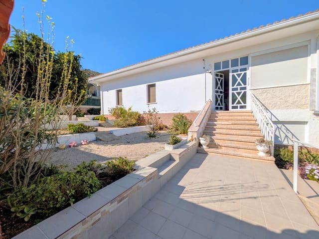 4 bedroom Villa for sale in Gandia with pool - € 329,000 (Ref: 9638955)