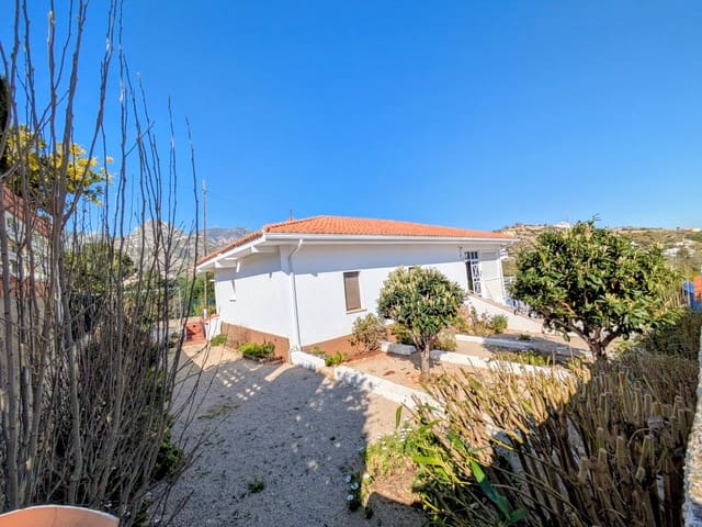 4 bedroom Villa for sale in Gandia with pool - € 329,000 (Ref: 9638955)