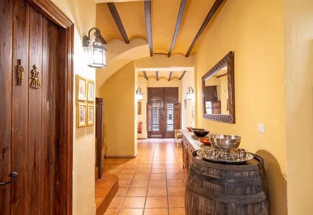 7 bedroom Guesthouse/B & B for sale in Parcent - € 399,000 (Ref: 9789992)