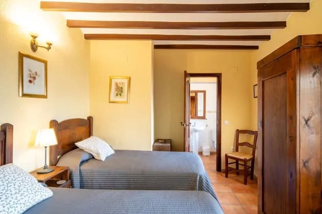 7 bedroom Guesthouse/B & B for sale in Parcent - € 399,000 (Ref: 9789992)