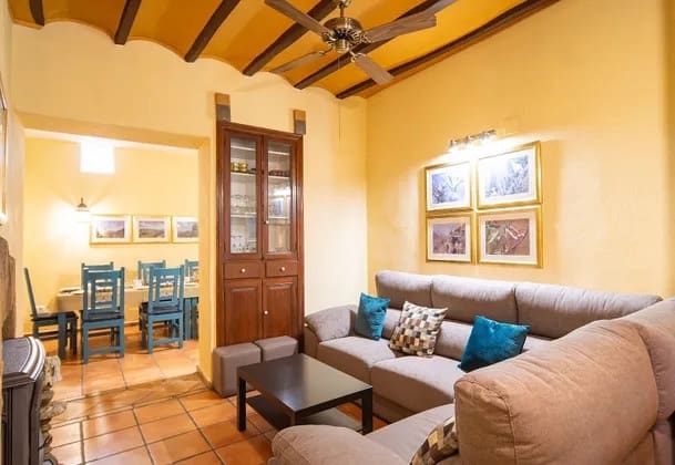 7 bedroom Guesthouse/B & B for sale in Parcent - € 399,000 (Ref: 9789992)