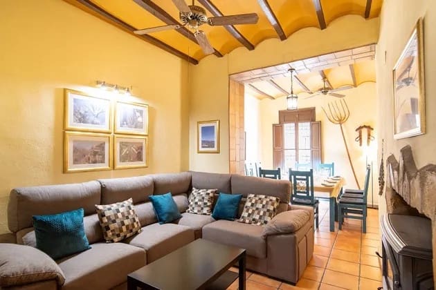 7 bedroom Guesthouse/B & B for sale in Parcent - € 399,000 (Ref: 9789992)