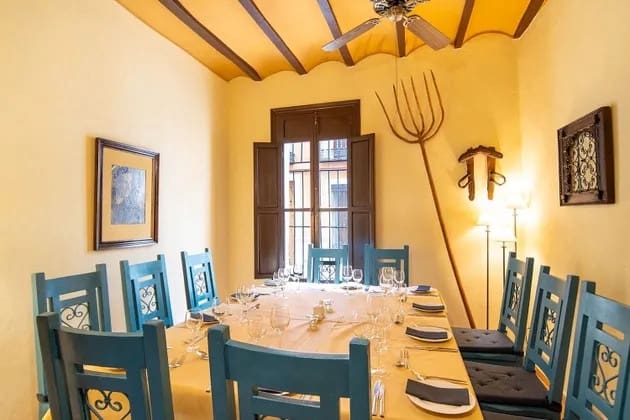 7 bedroom Guesthouse/B & B for sale in Parcent - € 399,000 (Ref: 9789992)