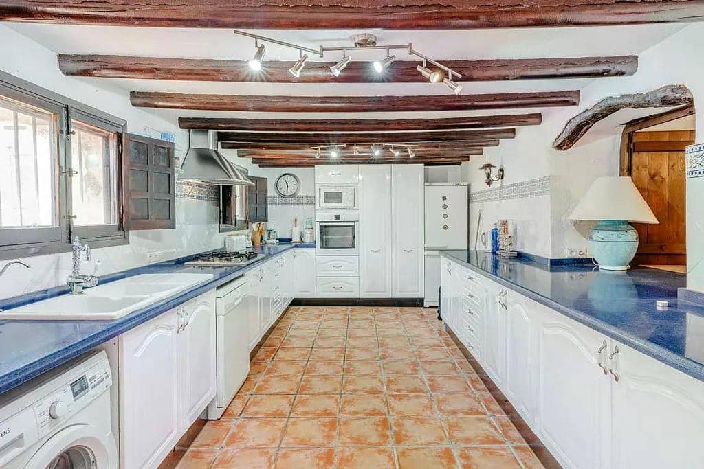 8 sypialnia Finka/Dom wiejski na sprzedaż w Benissa z basenem - 1 390 000 € (Ref: 9813606)