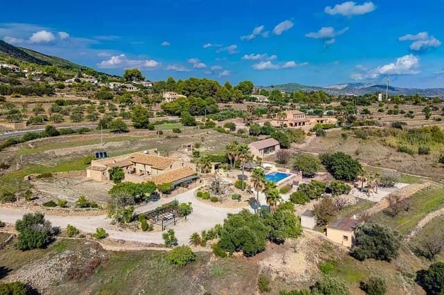 8 sypialnia Finka/Dom wiejski na sprzedaż w Benissa z basenem - 1 390 000 € (Ref: 9813606)