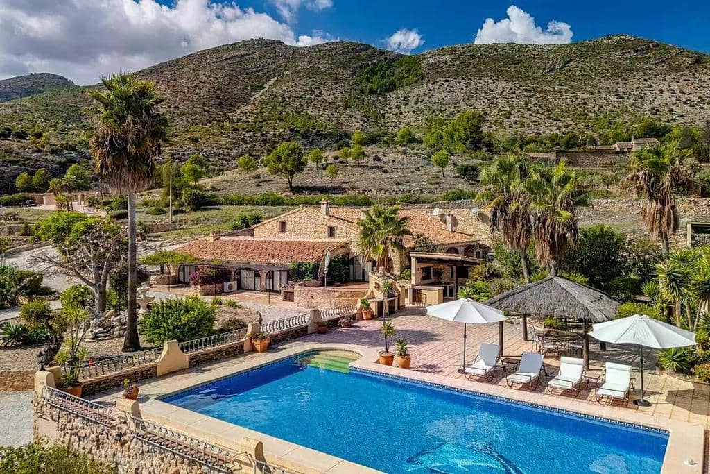 8 sypialnia Finka/Dom wiejski na sprzedaż w Benissa z basenem - 1 390 000 € (Ref: 9813606)